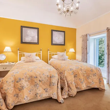 Holiday home Danes Court House *